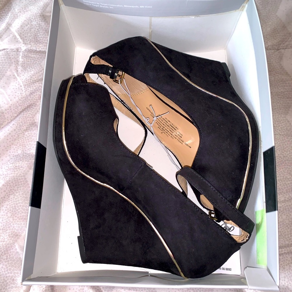 Mossimo Wedge Pumps - Size 9